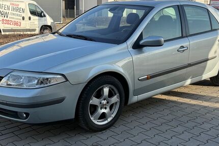Renault Laguna 155.153 km 1.400 &euro; Gelsenkrichen 45884