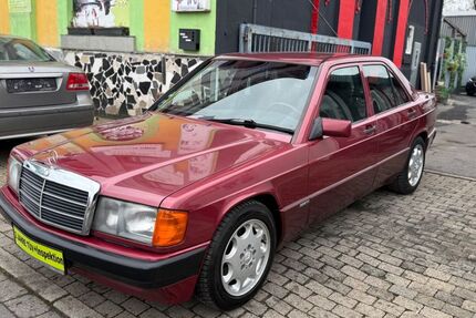 Mercedes-Benz 190 220.000 km 4.990 &euro; Essen 45143