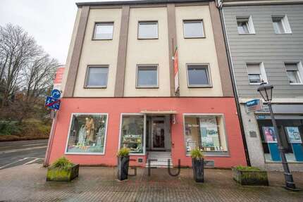 Haus zum Kaufen in Velbert 480.000 € 467 m²