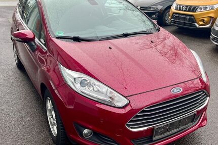 Ford Fiesta 187.000 km 3.499 &euro; Recklinghausen 45663