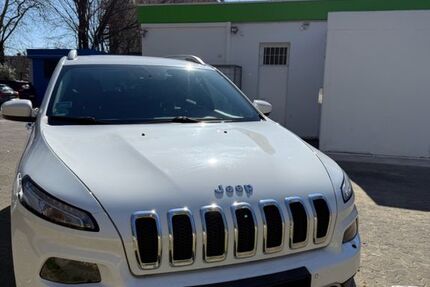 Jeep Cherokee 147.750 km 15.450 &euro; Dortmund 44328