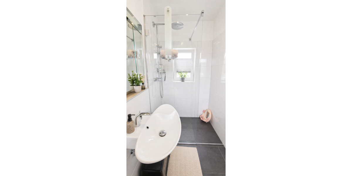Doppelhaushälfte Oberhausen Osterfeld-West - 4 Zimmer, 140 m&sup2;, 549.000&euro; | Angebot:26260531