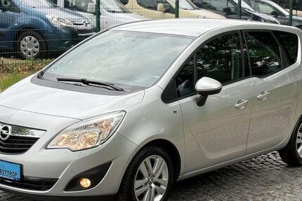 Opel Meriva 220.000 km 3.499 € Bottrop 46238