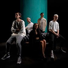 Novelists 15.04.2026 Flex