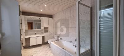 WOHNEN IM GRÜNEN MIT STADTNÄHE - Zweifamilienhaus Oberhausen Biefang | Angebot:25104705