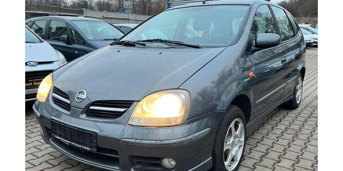 Nissan Almera Tino 189.000 km 1.499 &euro; Essen 45356