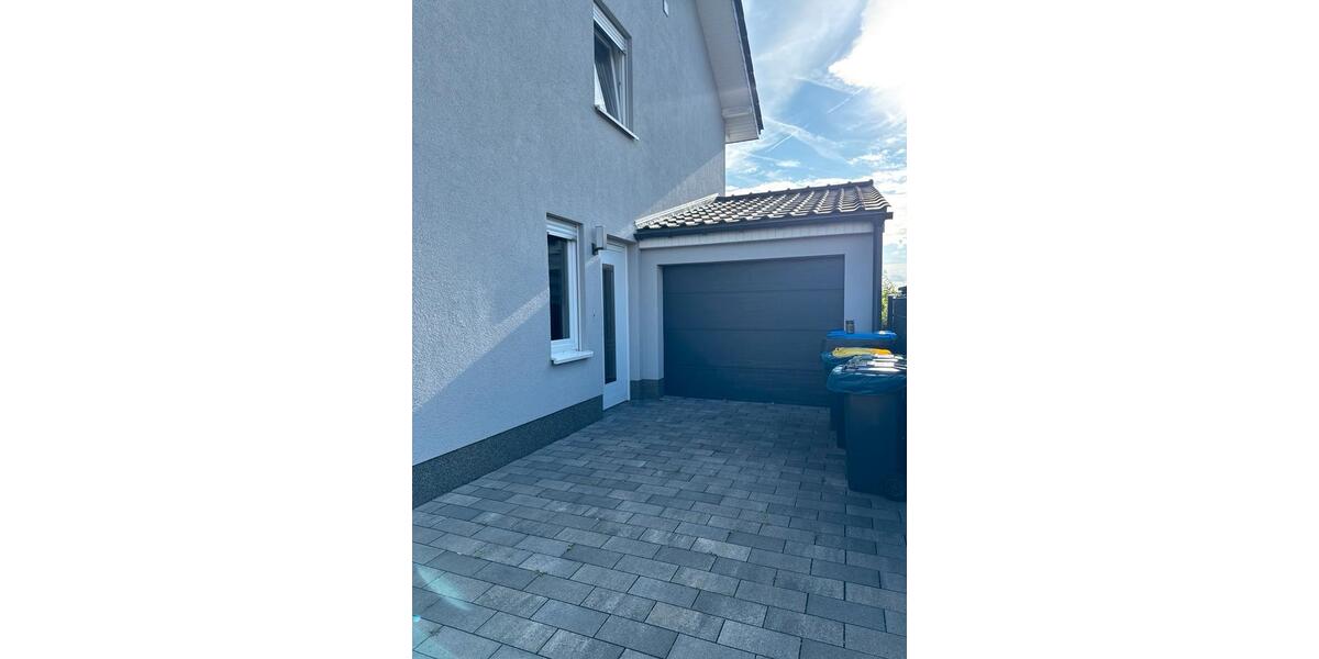 Freistehende Einfamilienhaus 5 zimmer