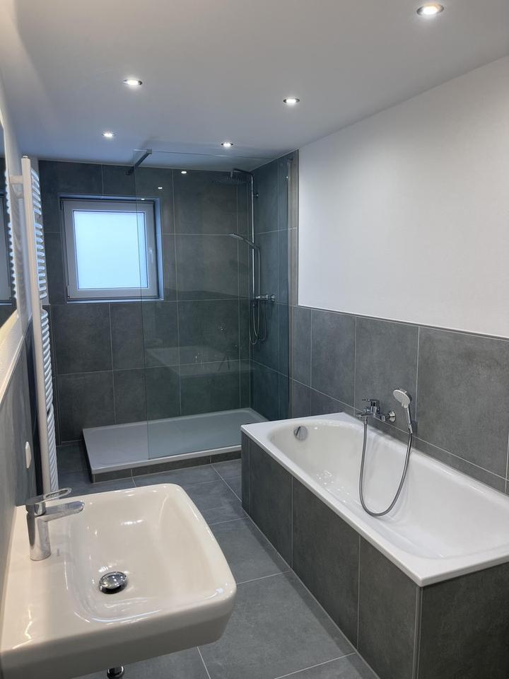 +++Erstbezug nach Sanierung+++ 4-Zi. Erdgeschosswohnung inkl. Terrasse zimmer