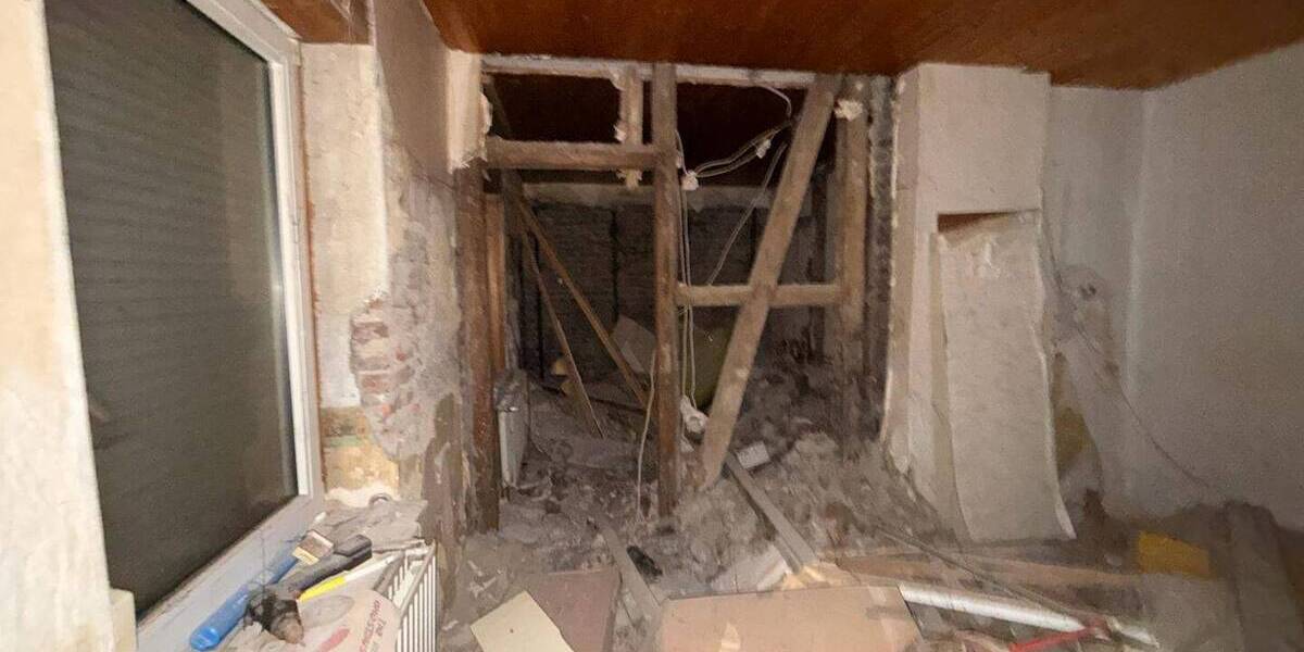 Mehrfamilienhaus, Wohnhaus Dortmund Mitte - 6 Zimmer, 218 m&sup2;, 250.000&euro; | Angebot:26885858