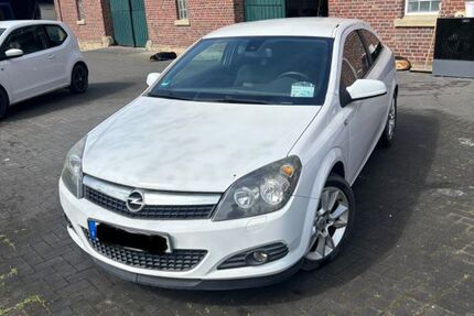Opel Astra 173.000 km 2.100 &euro; Selm 59379