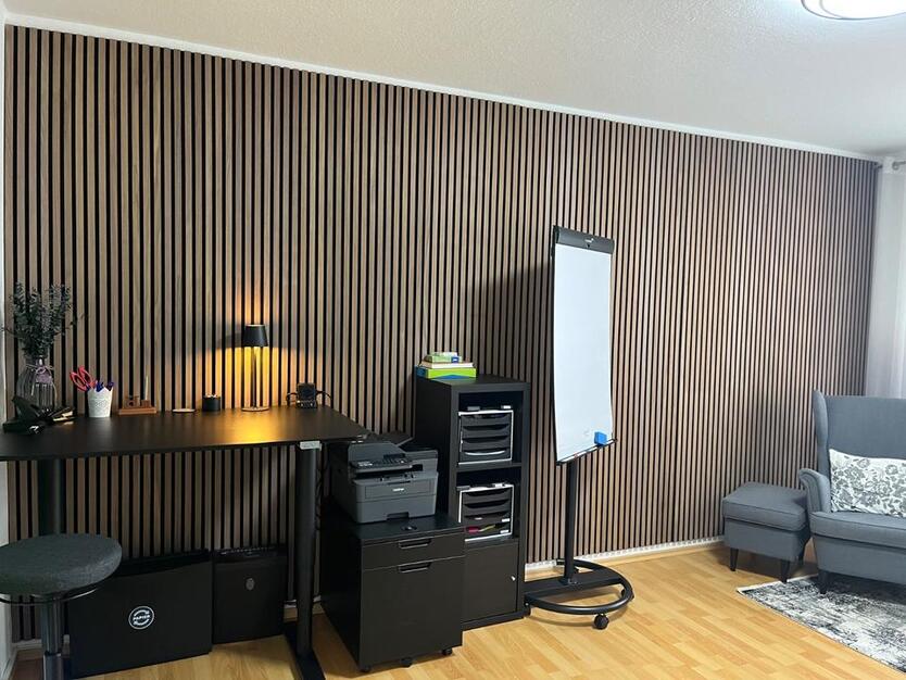 Büro- Gesprächs- Praxis- Raum möbliert zur Untermiete zimmer