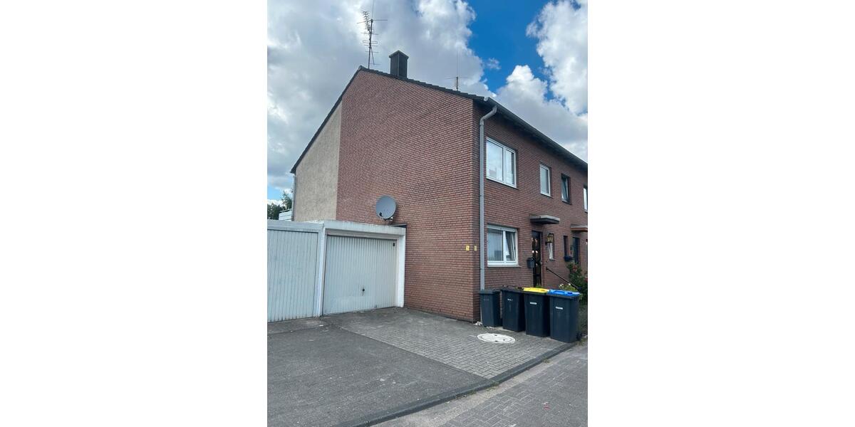 Haus 1-2 Fam. min Garage und Kaufgrund 4 zimmer