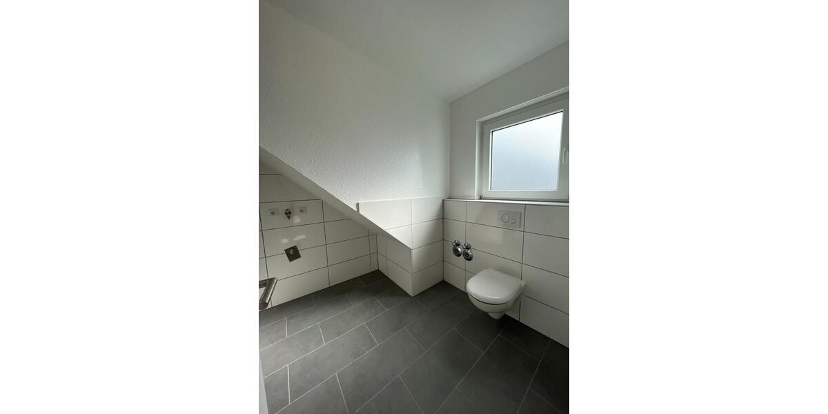 Dachgeschoßwohnung Witten Annen - 2 Zimmer, 67 m&sup2;, 618&euro; | Angebot:23766610