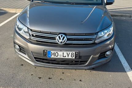 VW Tiguan 130.000 km 9.999 &euro; Hünxe 46569