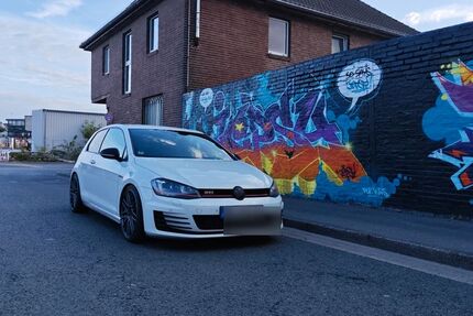 VW Golf 256.000 km 11.300 &euro; Dortmund 44147