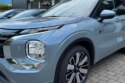 Mitsubishi Outlander 2.501 km 50.990 &euro; Dorsten 46282