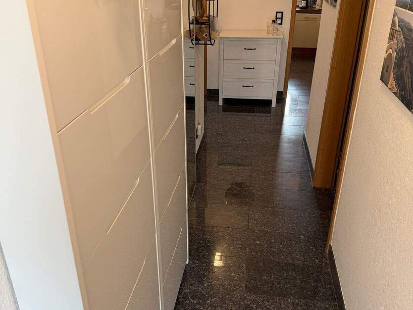 58456 WITTEN-HERBEDE-VORMHOLZ, AM WALDRAND GELEGEN, HELLE, MODERNE EIGENTUMSWOHNUNG MIT BALKON, AUFZUG, TIEFGARAGEN-STELLPLATZ, ZU VERKAUFEN ! 3 zimmer