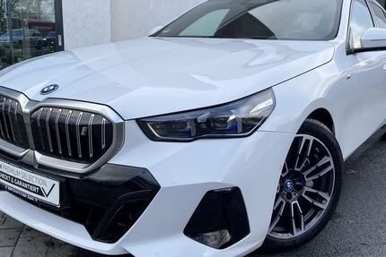 BMW i5 26.942 km 62.440 &euro; Essen 45134