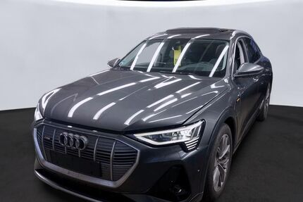 Audi e-tron 52.855 km 39.920 € Hagen 58091