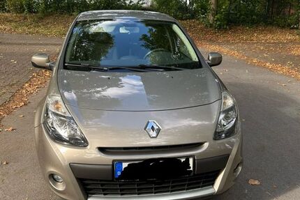 Renault Clio 104.000 km 4.800 € Dortmund 44339