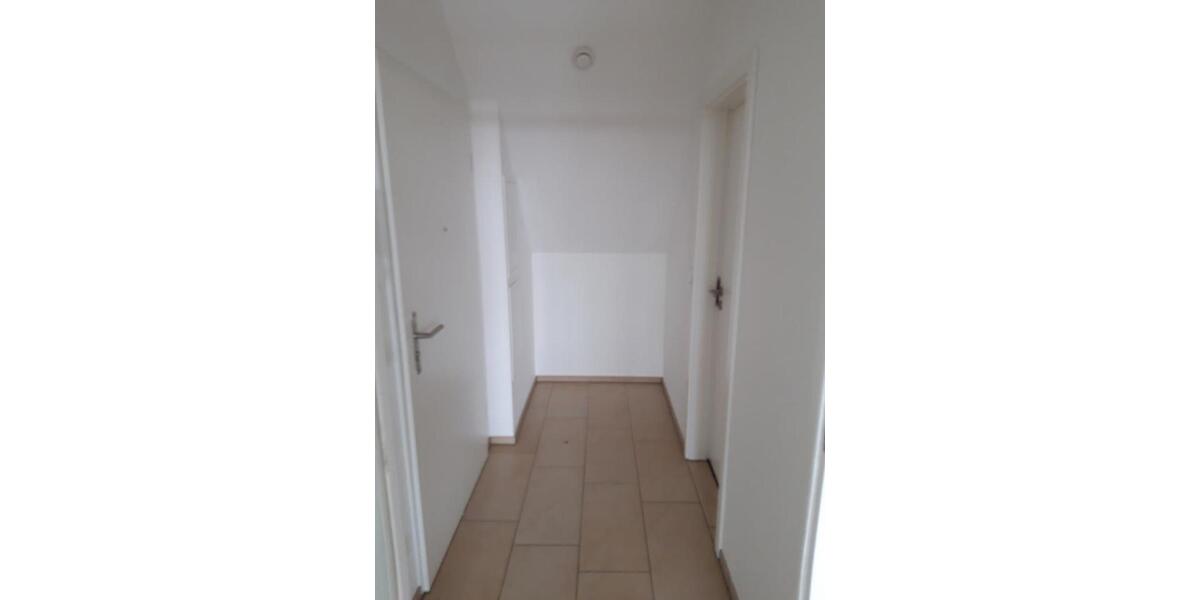 Dachgeschoßwohnung Gelsenkirchen Gelsenkirchen-West - 2.5 Zimmer, 49 m&sup2;, 526&euro; | Angebot:26329886