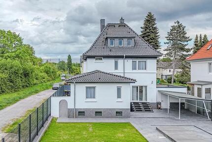 Schönes Dreifamilienhaus (von Privat) 10 zimmer