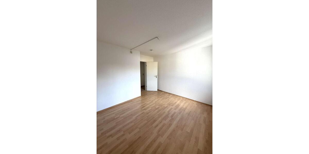 Etagenwohnung Wetter (Ruhr) - 3 Zimmer, 77 m&sup2;, 520&euro; | Angebot:25378983