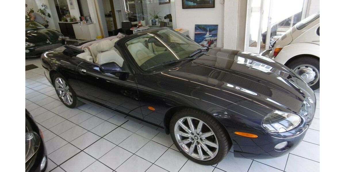 Jaguar XK8 142.000 km 18.990 € Bochum 44879