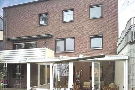 Haus Recklinghausen Berghausen - 10 Zimmer, 355 m&sup2;, 629.000&euro; | Angebot:25199148