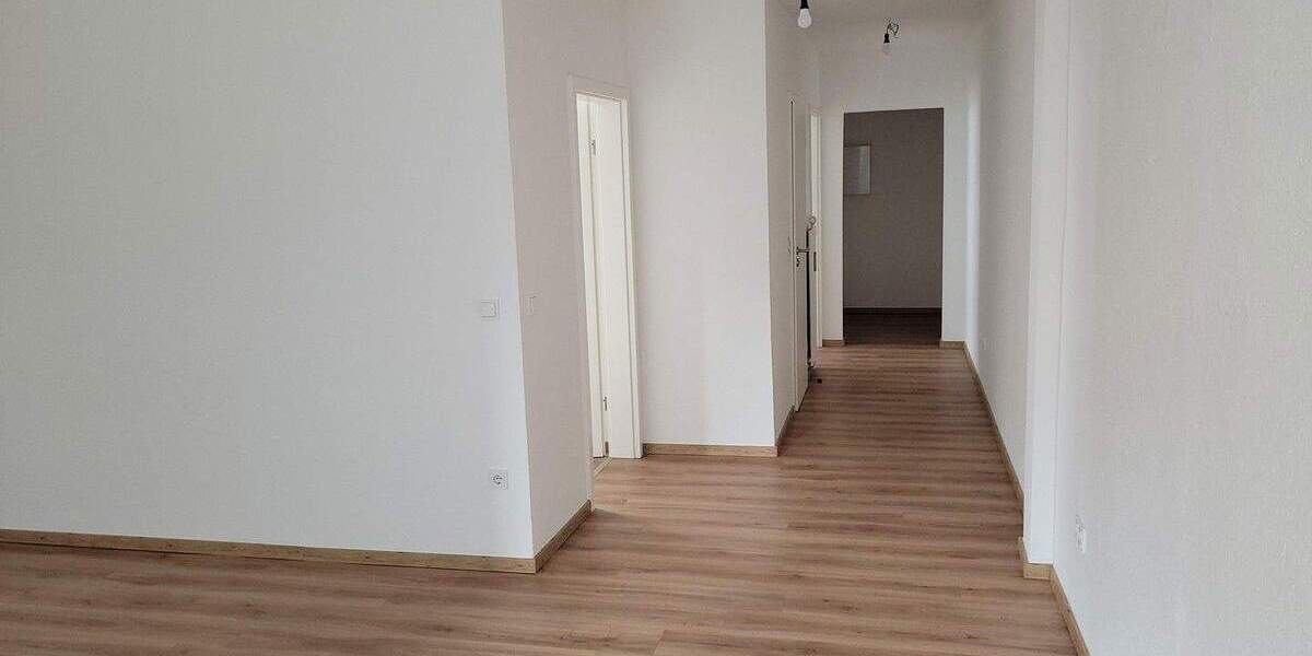 Mehrfamilienhaus mit Gewerbe in Bochumer 1a Innenstadtlage zimmer