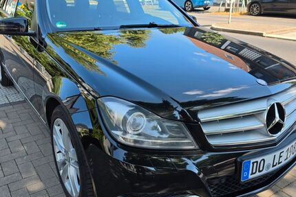 Mercedes-Benz C 220 291.000 km 6.900 &euro; Dortmund 44287