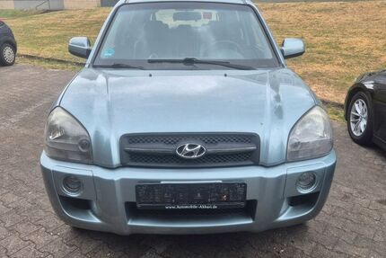 Hyundai TUCSON 222.000 km 2.499 &euro; Essen 45356