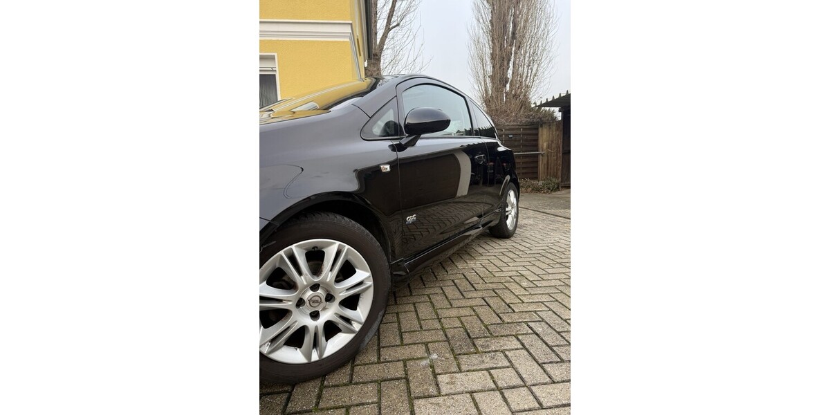 Opel Corsa D 144.000 km 3.799 &euro; Dortmund 44135