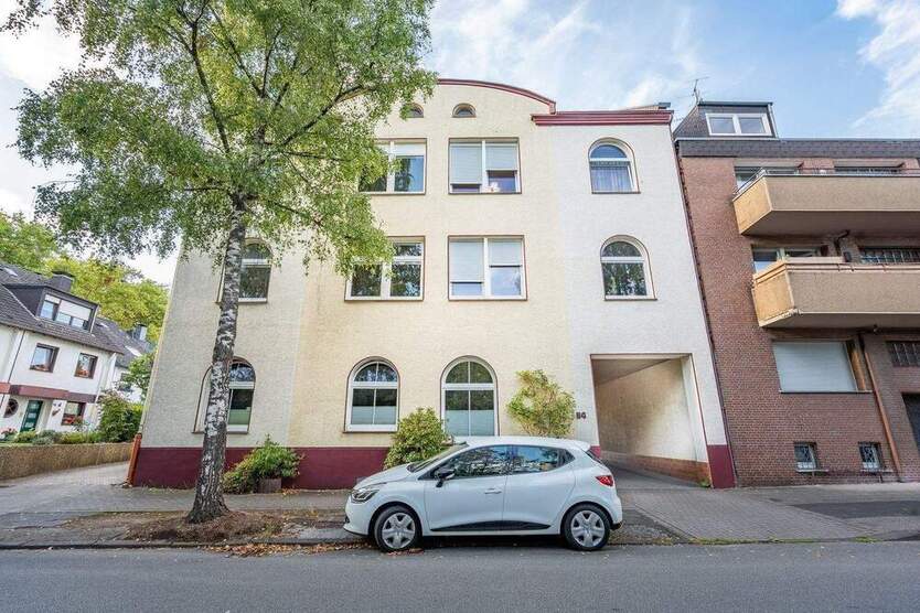 Traumhafte Altbauperle mit Balkonoase in Bochums bester Lage 3 zimmer