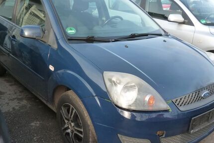Ford Fiesta 220.000 km 1.250 &euro; Bottrop 46238