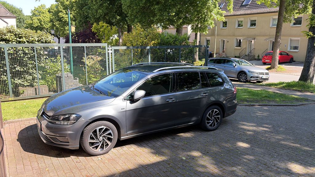 VW Golf 101.000 km 11.111 &euro; Lünen 44536