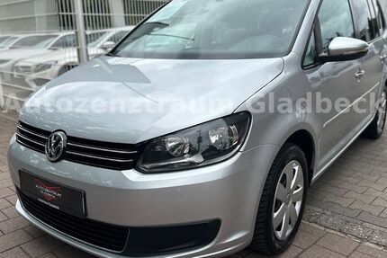 VW Touran 137.000 km 9.990 &euro; Gladbeck 45968