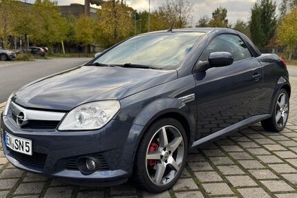 Opel Tigra 175.800 km 990 € Hattingen 45527