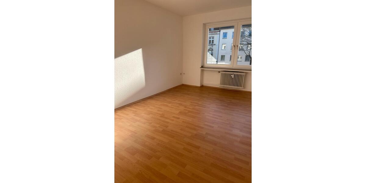 Etagenwohnung Dortmund Gartenstadt - 3 Zimmer, 82 m&sup2;, 999&euro; | Angebot:25380040