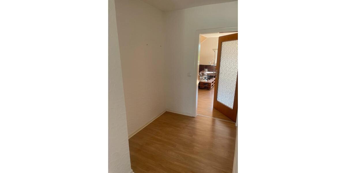 Etagenwohnung Lünen Brambauer - 3 Zimmer, 81 m&sup2;, 775&euro; | Angebot:26296333