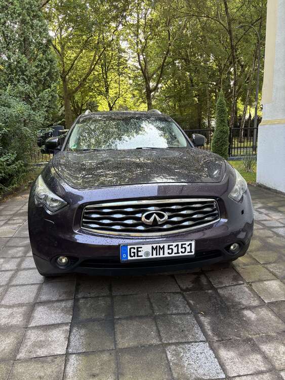 INFINITI FX 226.000 km 8.900 € Essen 45407
