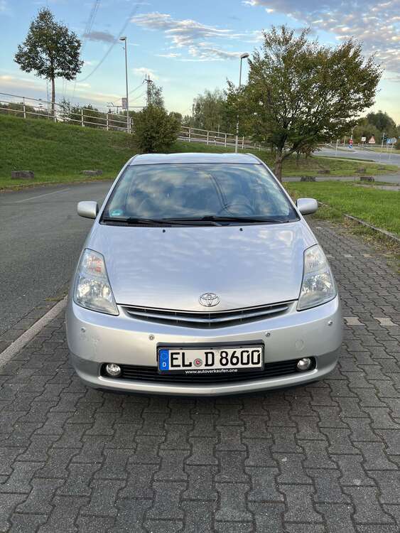Toyota Prius 218.279 km 5.299 € Gelsenkirchen 45891