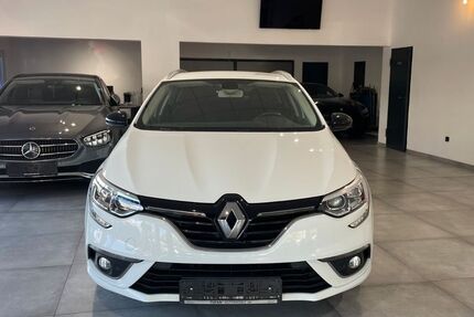 Renault Megane 90.250 km 12.300 € Oberhausen 46049