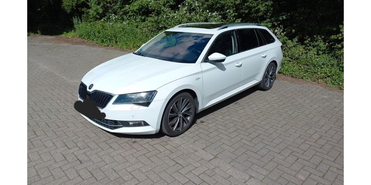 Skoda Superb 129.000 km 19.700 &euro; Bottrop 46240