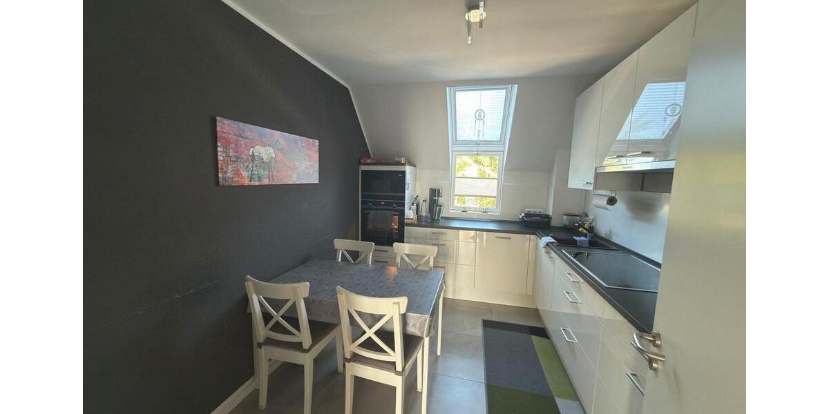 Dachgeschoßwohnung Oberhausen Alt-Oberhausen - 3 Zimmer, 96 m&sup2;, 1.100&euro; | Angebot:26361644