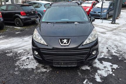 Peugeot 207 182.000 km 3.499 &euro; Dortmund 44147