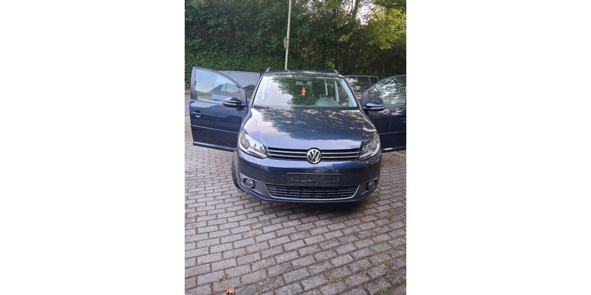 VW Touran 306.000 km 4.800 &euro; essen 45139