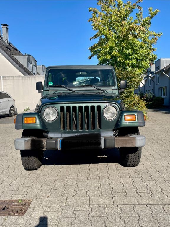Jeep Wrangler 250.000 km 6.400 € Gelsenkirchen 45884