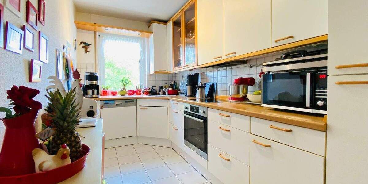 Etagenwohnung Bottrop Stadtmitte - 3 Zimmer, 82 m&sup2;, 180.500&euro; | Angebot:23223874