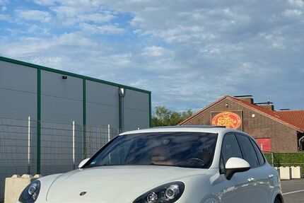 Porsche Cayenne 235.000 km 22.900 &euro; Dortmund 44328
